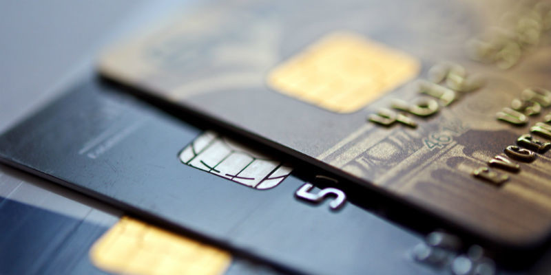 商业银行信用卡“中期成绩单”：发